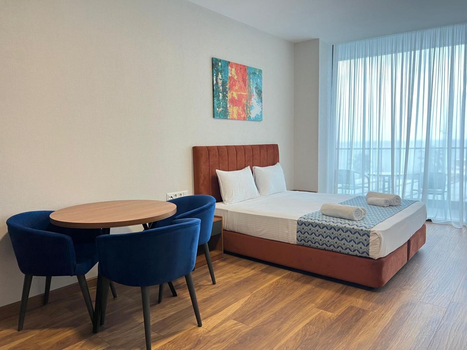 Hotel Navi บาทูมิ ภายนอก รูปภาพ