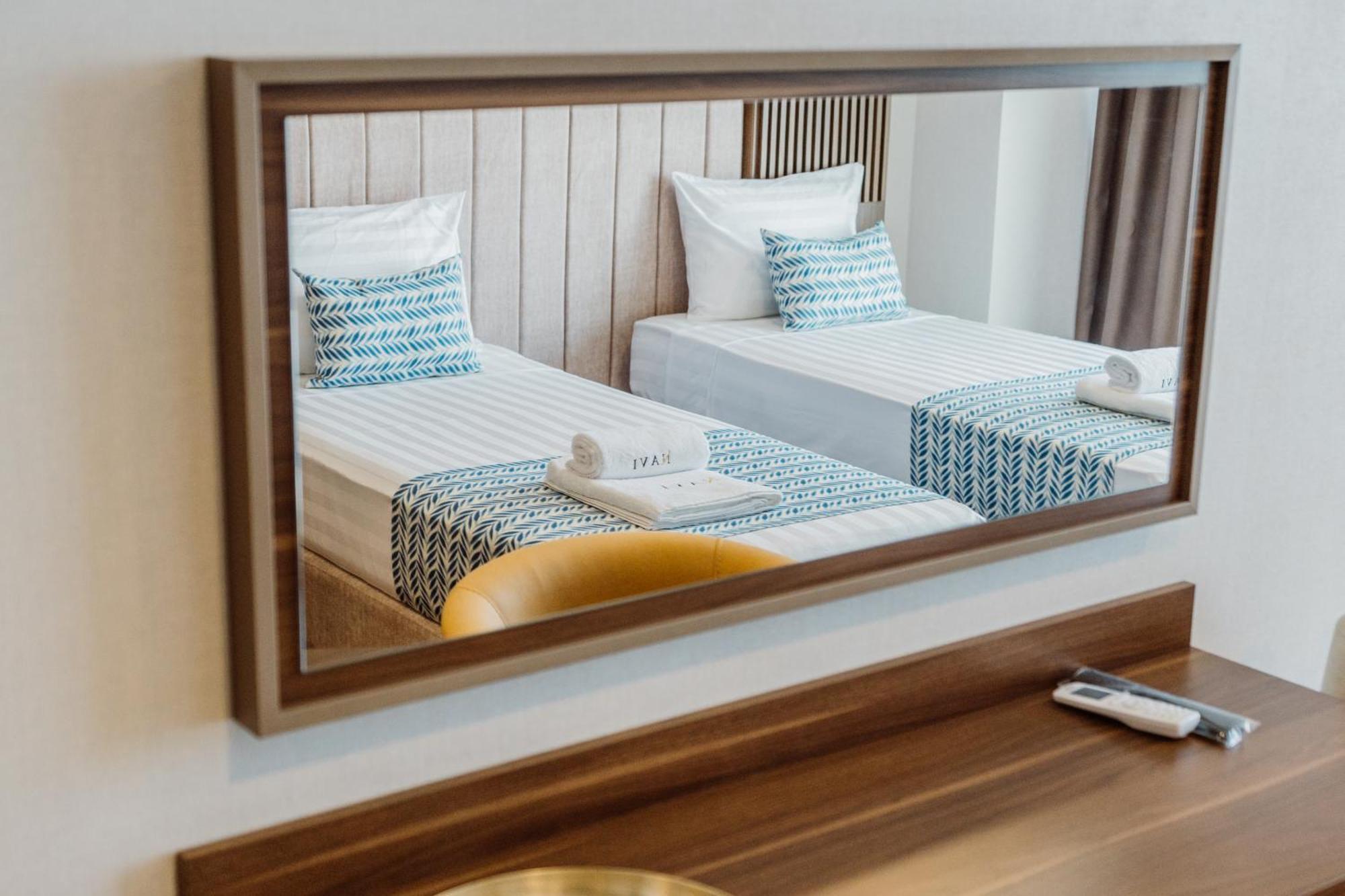 Hotel Navi บาทูมิ ภายนอก รูปภาพ